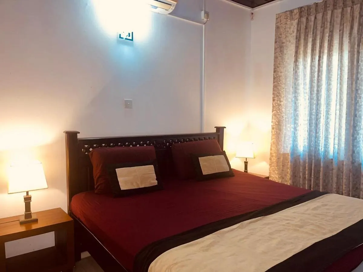 Lake Kandyan Resort Hotel Kandy